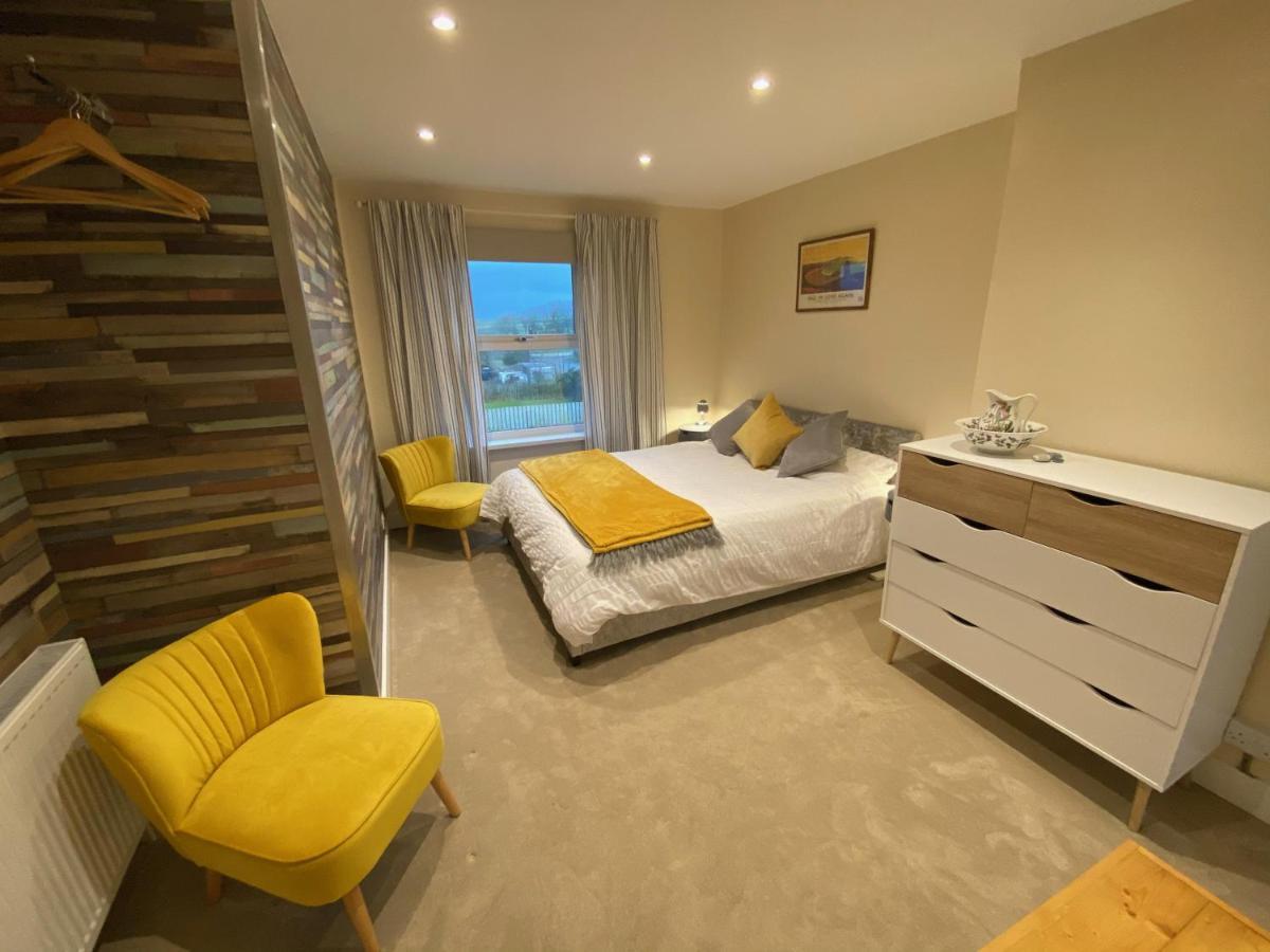 Noddfa Farm Guest House Haverfordwest Esterno foto